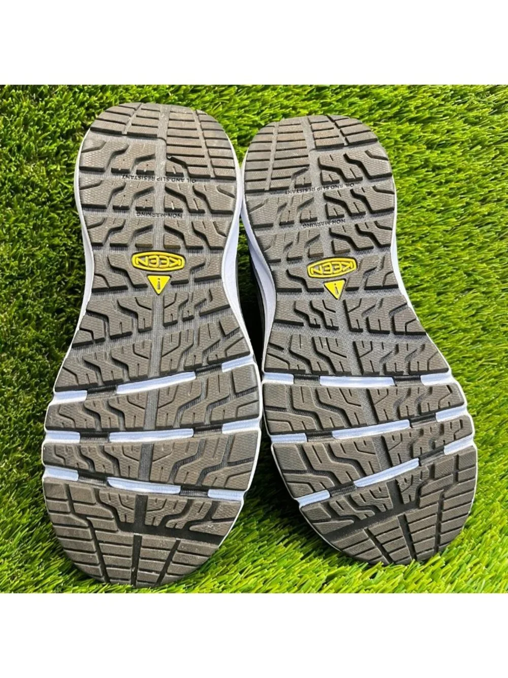 Keen Utility Vista Energy Womens Size 5.5D Black Carbon Toe Safety Work Shoes